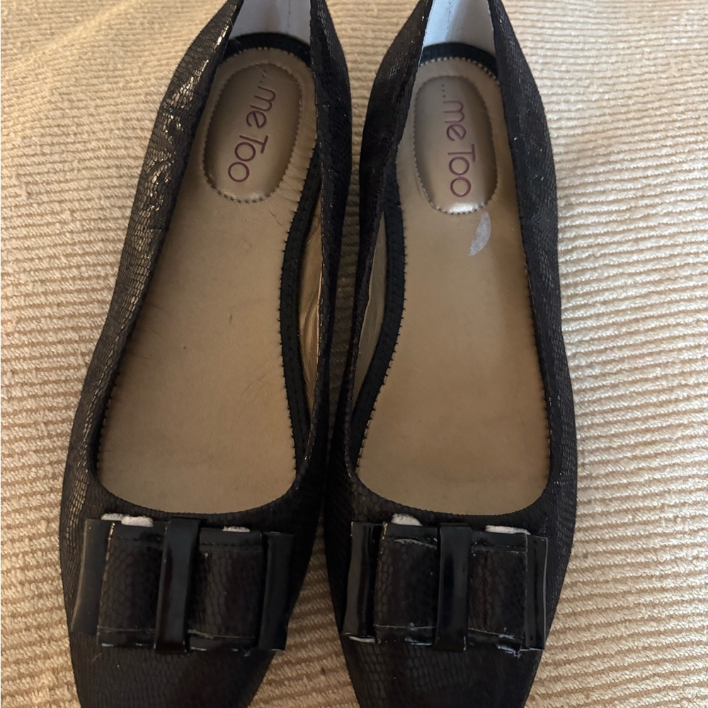Me Too Black Bow Flats new never worn